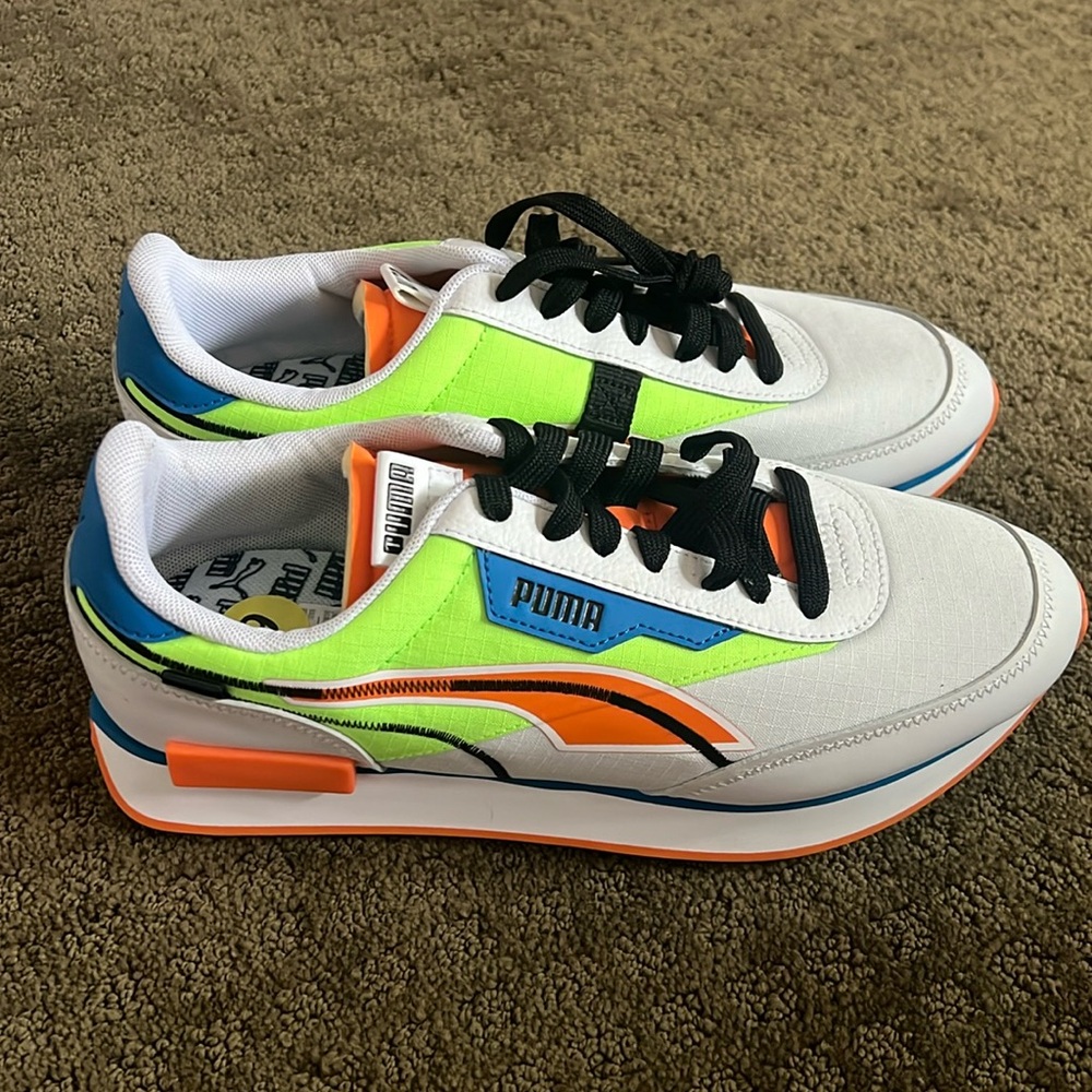 NWOT Puma size 9